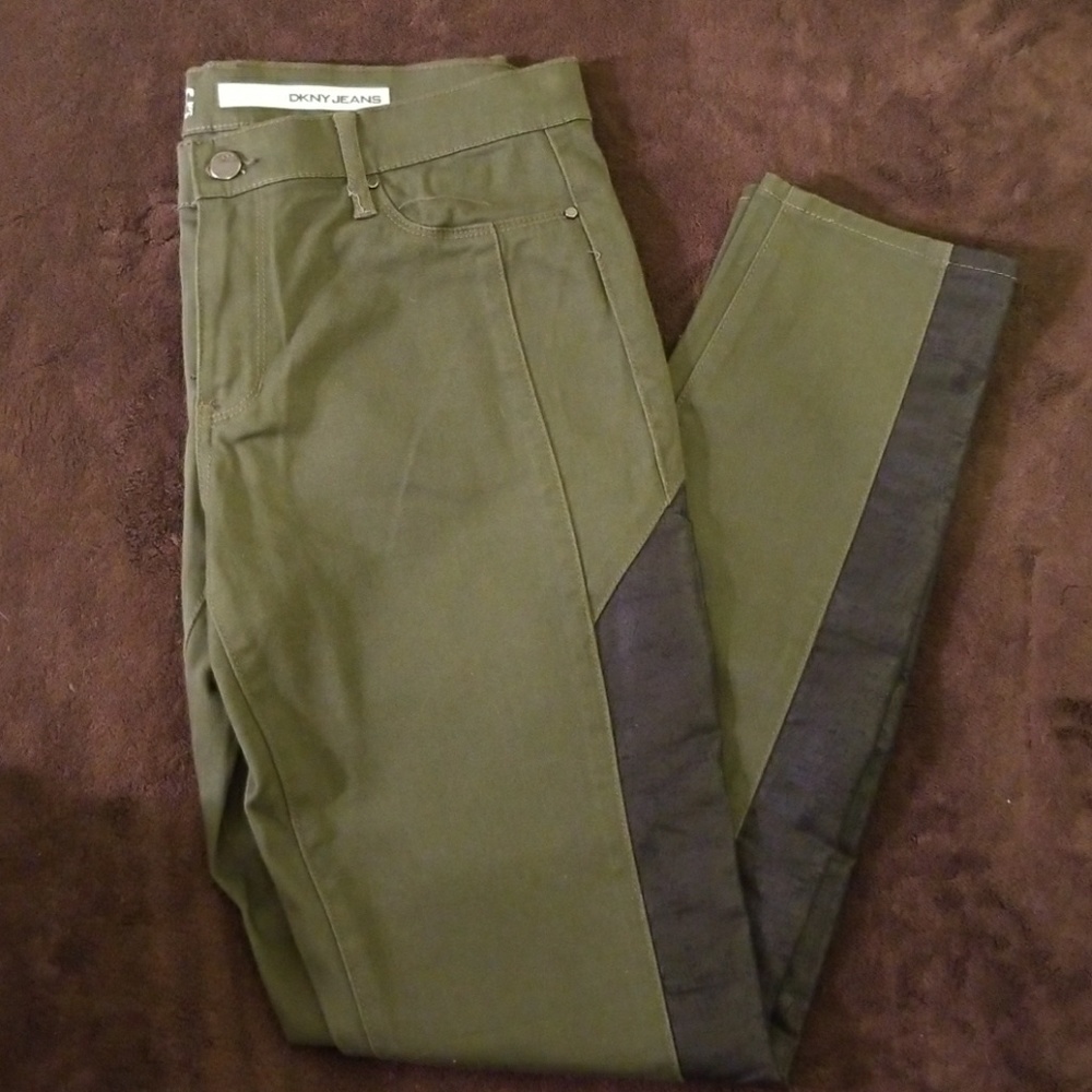 DKNY Jeans